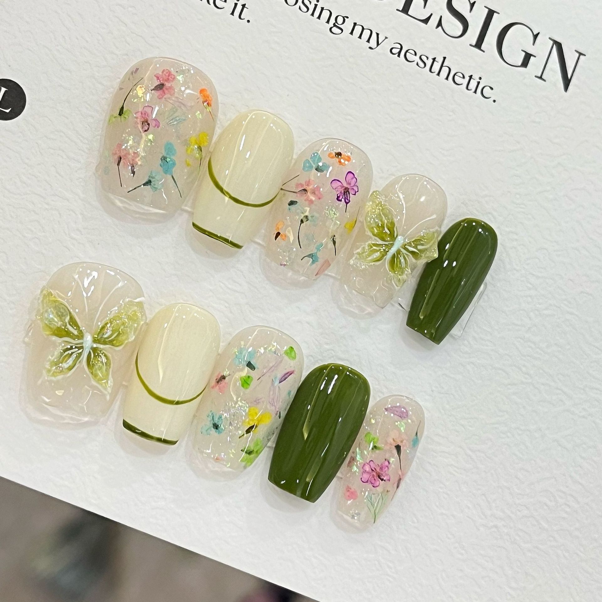 Nail Art French - 10 stuks vlinderbloem nepnagels medium kistvormige